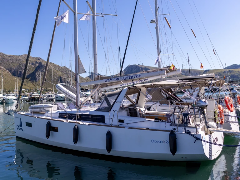 Bénéteau Oceanis 38 te huur van particulier of professional in Port de Pollença