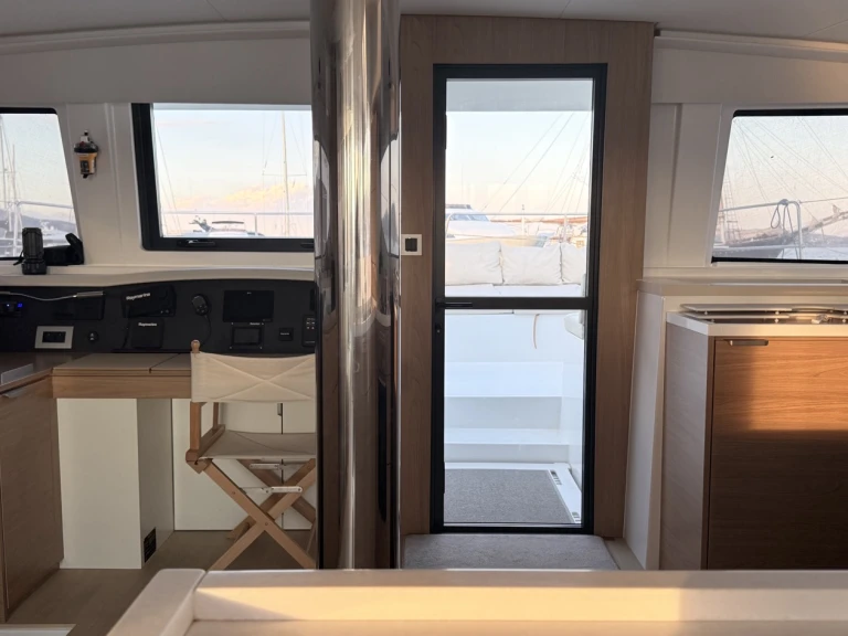 Bali Bali 4.8 (5+1 cab) te huur van particulier of professional in Néa Péramos
