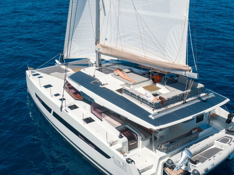 Huur Catamaran met of zonder schipper Fountaine Pajot in Castellammare di Stabia