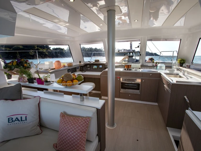Verhuur Catamaran Bali met vaarbewijs