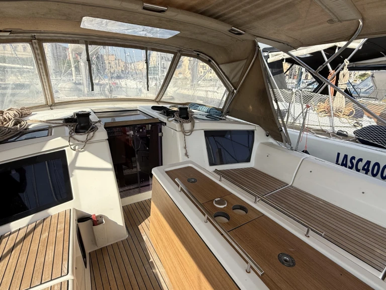 Jachthuur in Procida - Dufour Dufour 430 Grand Large via SamBoat