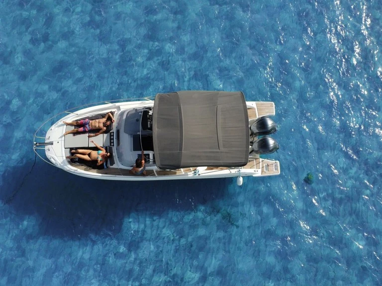 Verhuur Motorboot in Sant Antoni de Portmany - Jeanneau Cap Camarat 9.0 WA