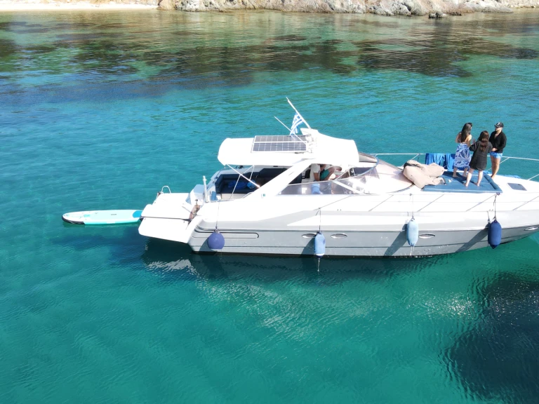 Motorboot te huur in Pefkochóri voor de beste prijs