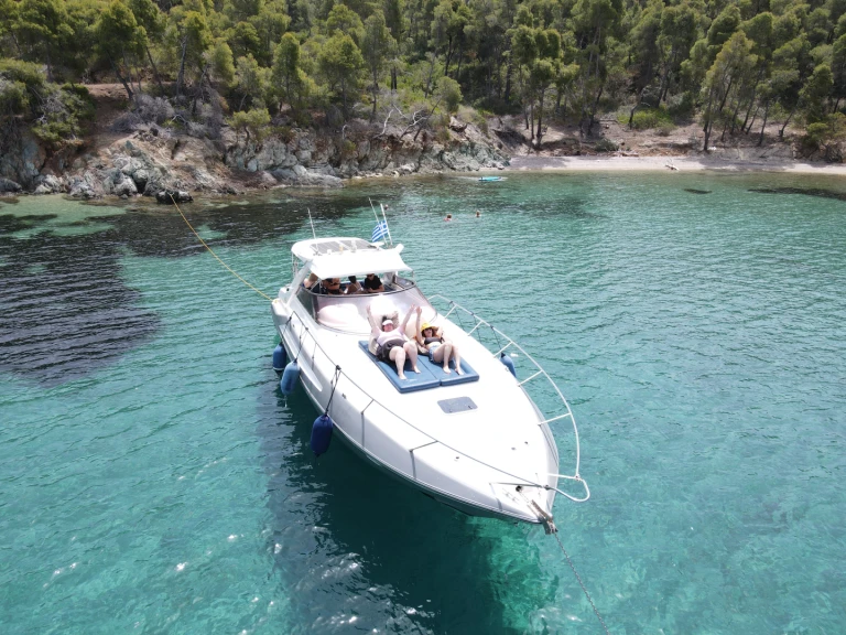 Jachthuur in Pefkochóri - Sunseeker Martinique 39 via SamBoat