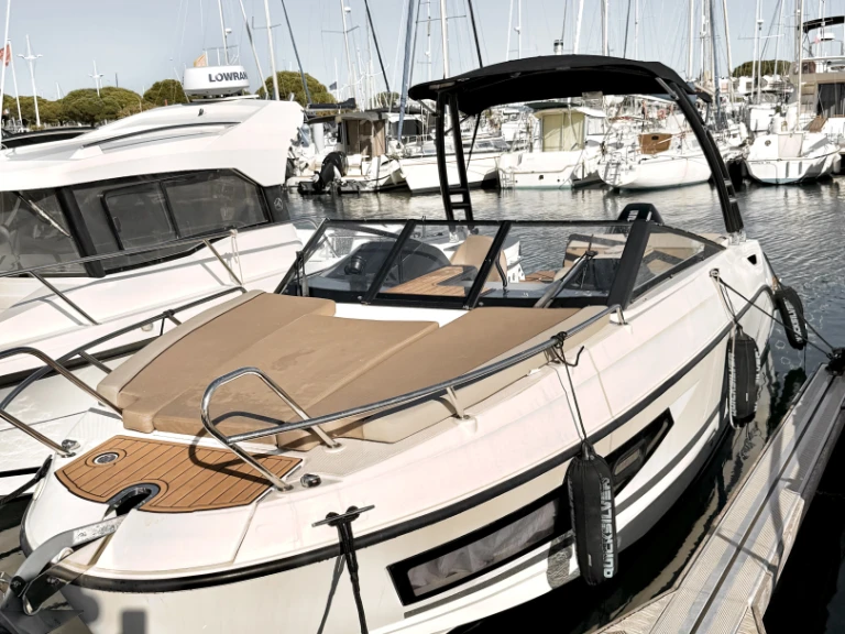 Verhuur Motorboot in Port-Camargue - Quicksilver Activ 755 Cruiser