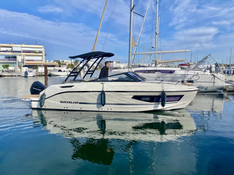 Verhuur Motorboot in Port-Camargue - Quicksilver Activ 755 Cruiser