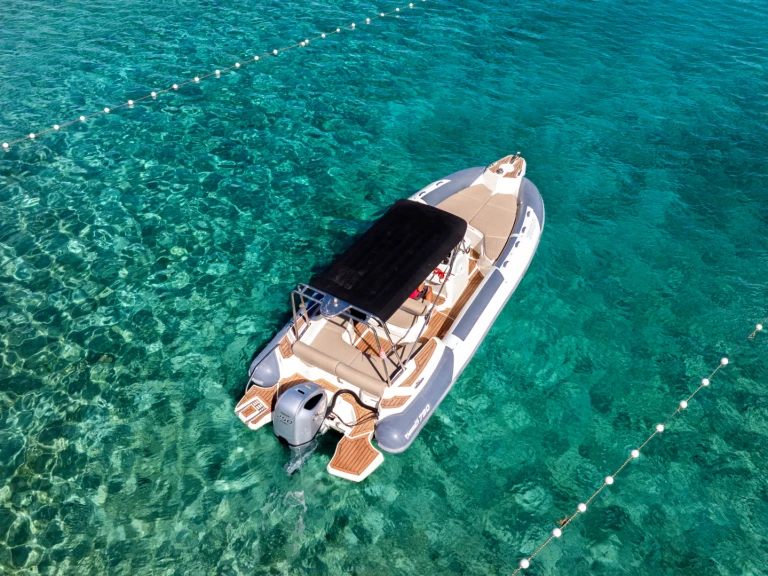 Jachthuur in Hvar - Marlin Boat 790 Pro Dynamic via SamBoat
