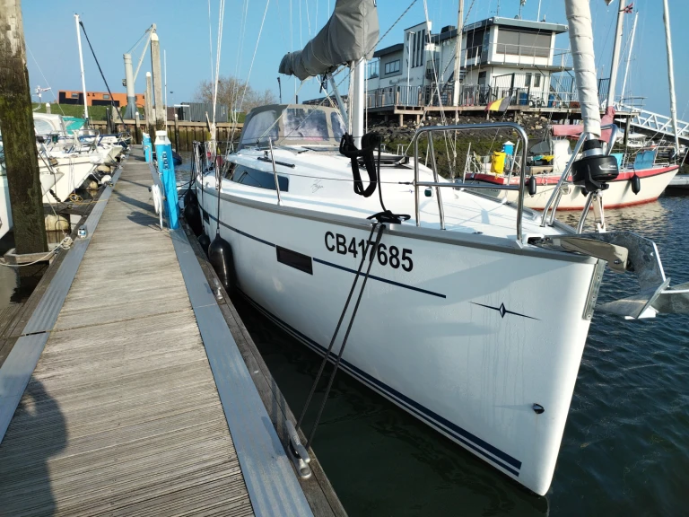 Huur Zeilboot met of zonder schipper Bavaria in Yerseke