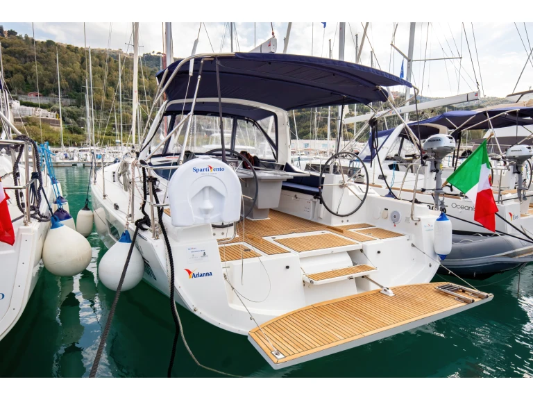 Bénéteau Oceanis 41.1 te huur van particulier of professional in Capo d'Orlando