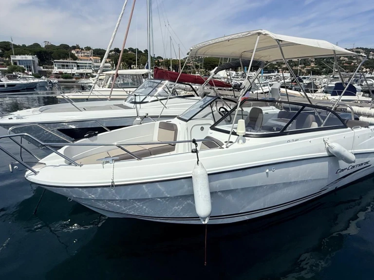 Jachthuur in Les Issambres - Jeanneau Cap Camarat 6.5 BR via SamBoat