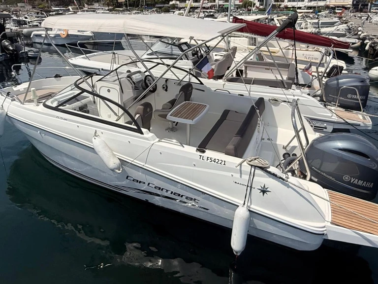 Huur een Jeanneau Cap Camarat 6.5 BR in Les Issambres