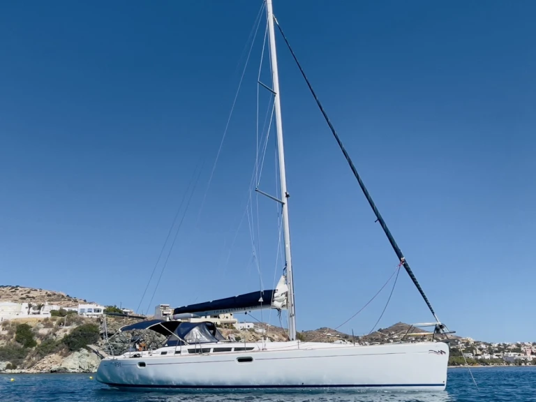 Verhuur Zeilboot in Paros Port - Jeanneau Sun Odyssey 49