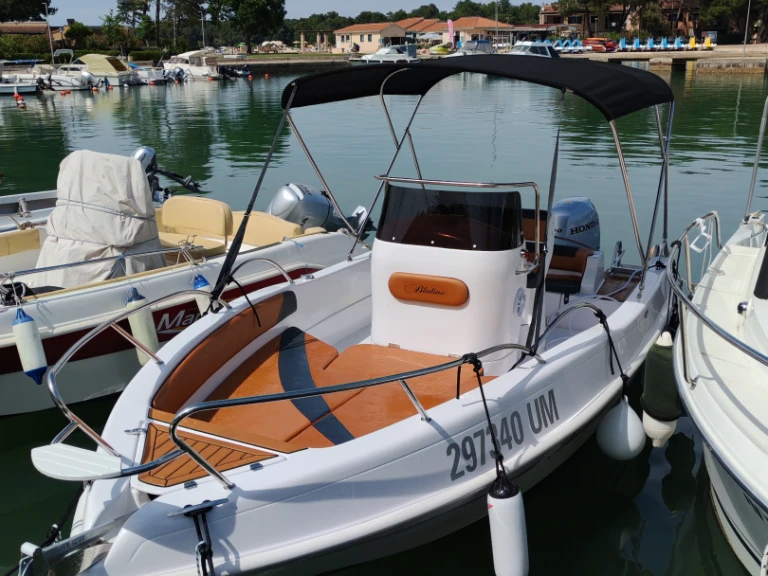 Verhuur Motorboot Bluline met vaarbewijs