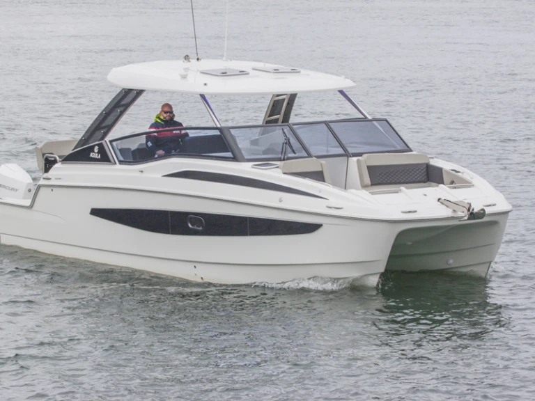 Verhuur Motorboot in Le Marin - Aquila Aquila 32 Sport