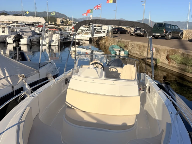 Pacific Craft Pacific Craft 625 Open Trendy te huur van particulier of professional in Ajaccio