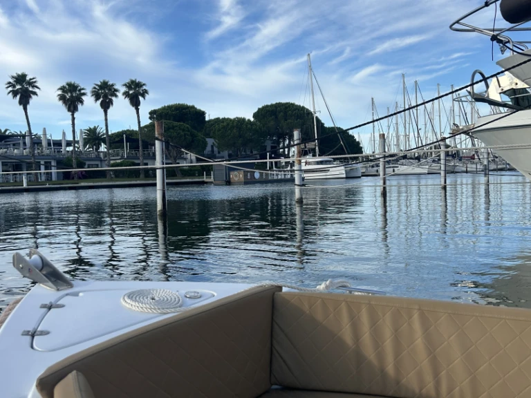 Huur een Sylver Yacht SYLVER YACHT in Port-Camargue