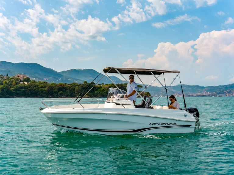 Huur Motorboot met of zonder schipper Jeanneau in La Spezia