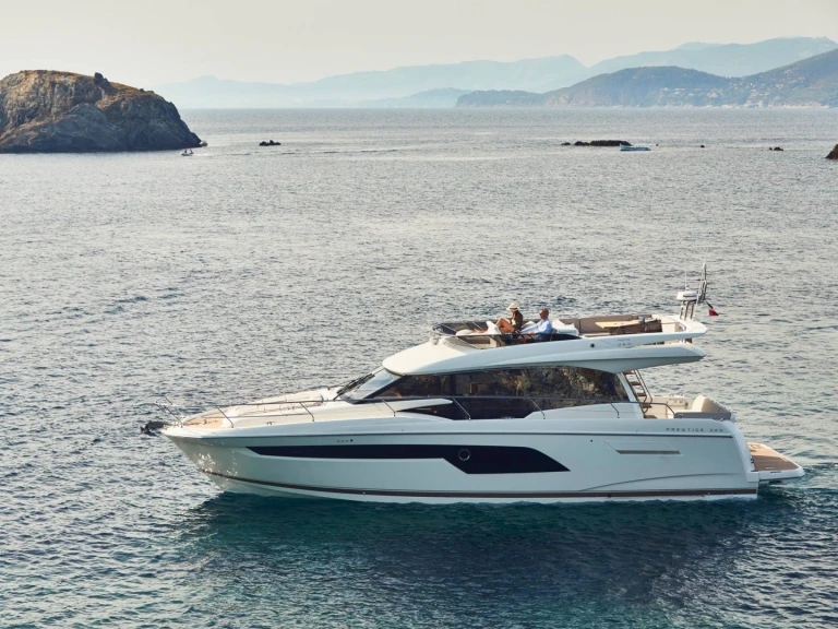 Huur Motorboot met of zonder schipper Jeanneau in Salerno