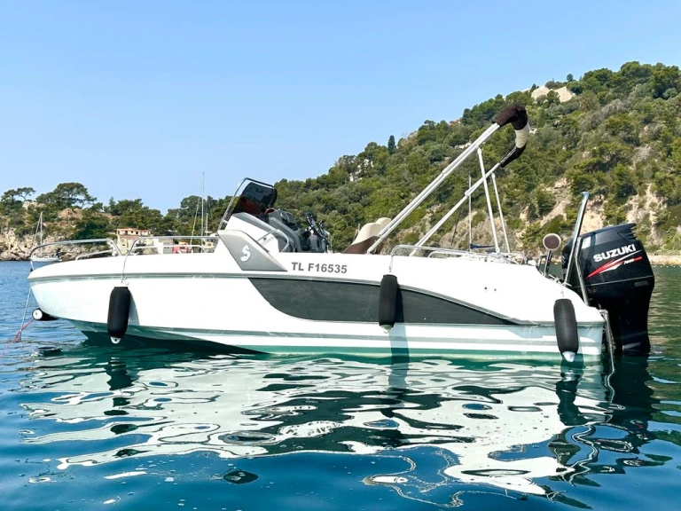 Bootverhuur Bénéteau Flyer 6 SUNdeck in La Seyne-sur-Mer via SamBoat