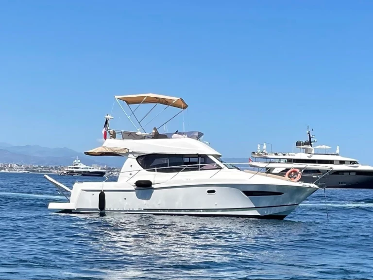 Verhuur Motorboot in Saint-Laurent-du-Var - Jeanneau Merry Fisher 10