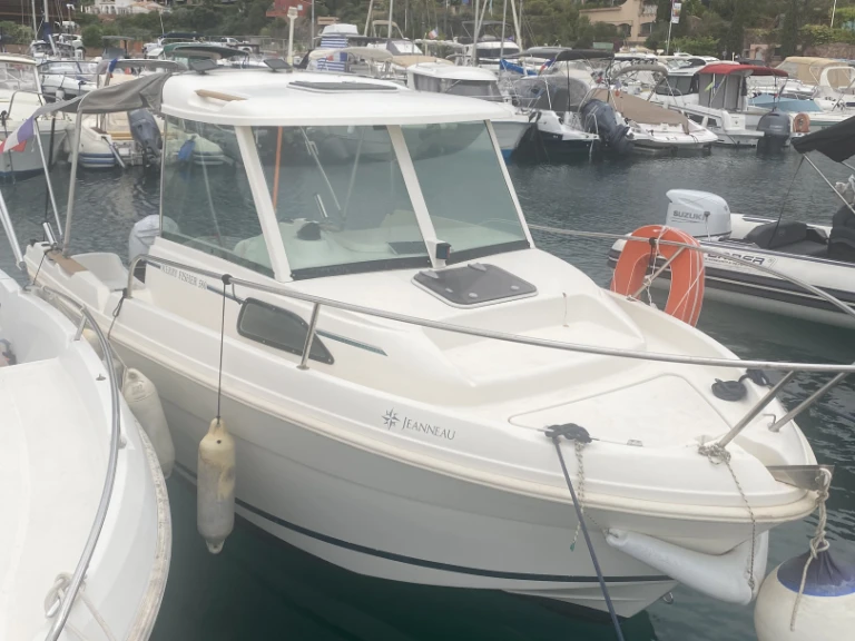 Huur Motorboot met of zonder schipper Jeanneau in Théoule-sur-Mer