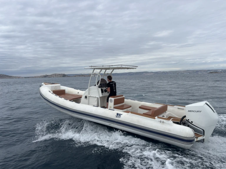 Bootverhuur Tiger Marine 850 Open in Marseille via SamBoat