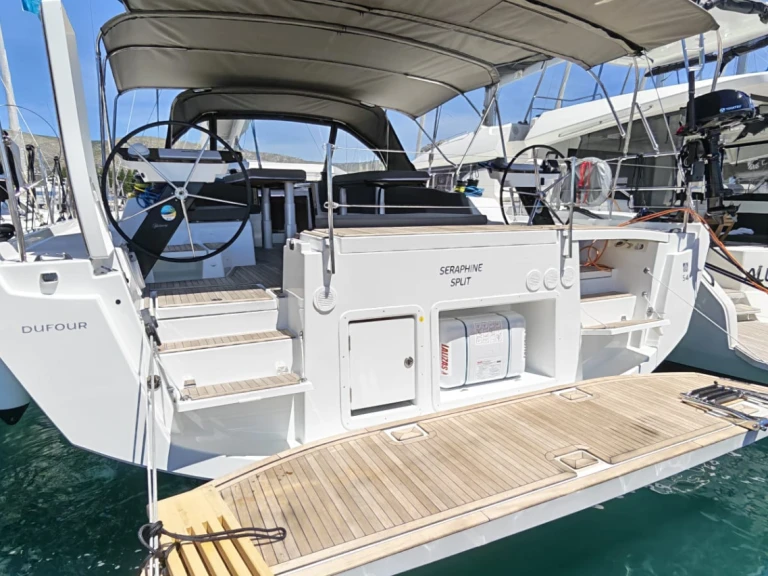 Bootverhuur Dufour Dufour 54 - 6 cab. in Seget Donji via SamBoat