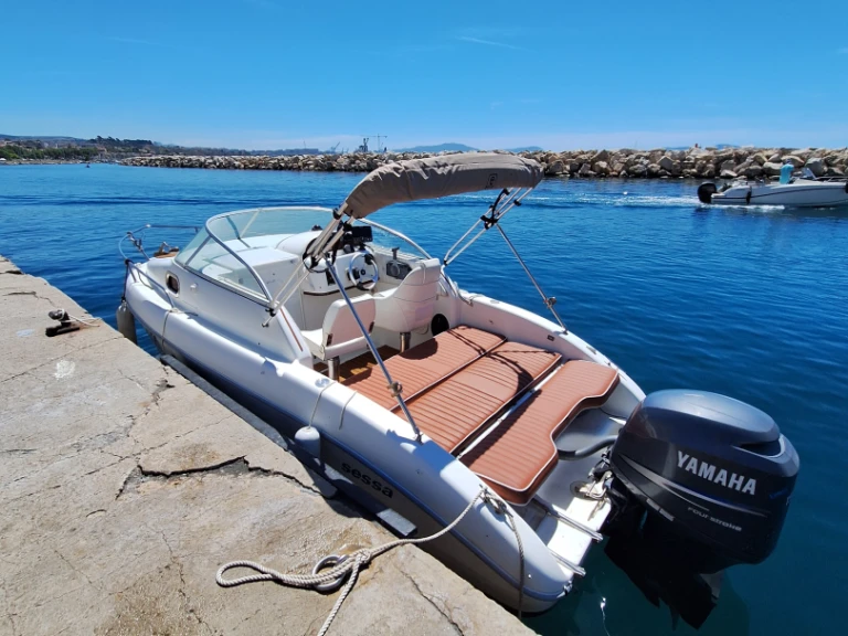 Bootverhuur Sessa Marine Oyster 20 in Marseille via SamBoat