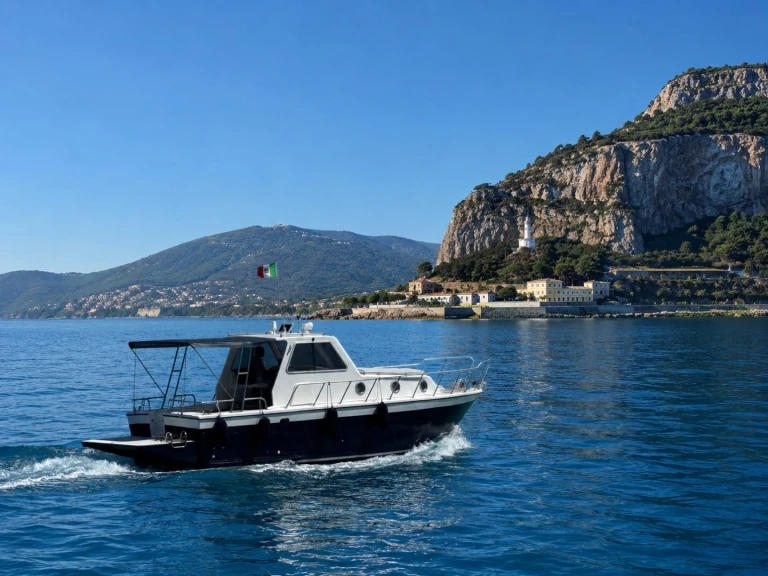 Huur een aztec Crestline in Cefalù