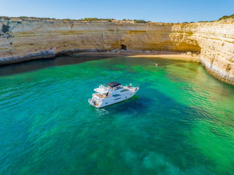 Pearl fly bridge 55 te huur van particulier of professional in Vilamoura