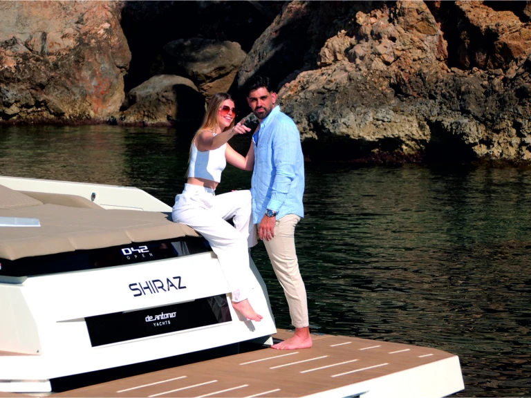 Huur een DE ANTONIO Yachts D42 Open  in Palma de Mallorca