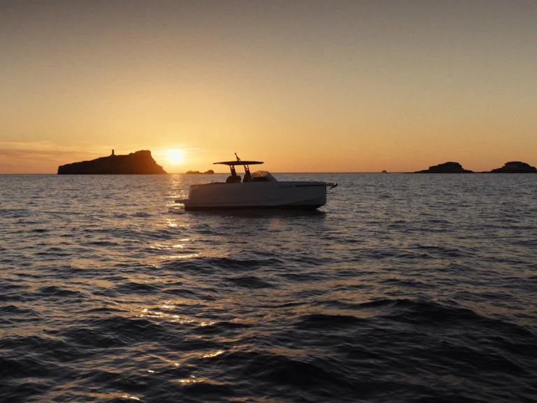 Huur een DE ANTONIO Yachts D29 Open in Palma de Mallorca