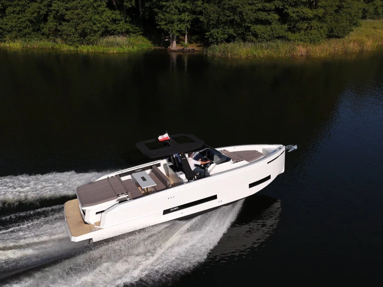 Bootverhuur DE ANTONIO Yachts D32 Open  in Palma de Mallorca via SamBoat