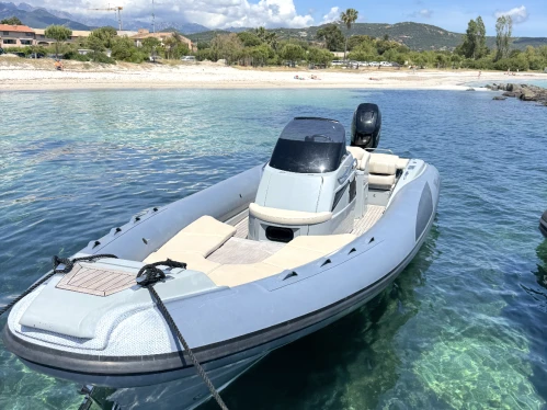 Lomac Adrenalina 9.0 te huur van particulier of professional in Porto-Vecchio