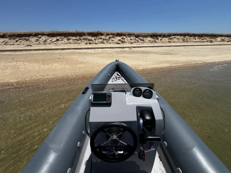 Verhuur RIB 3dtender met vaarbewijs