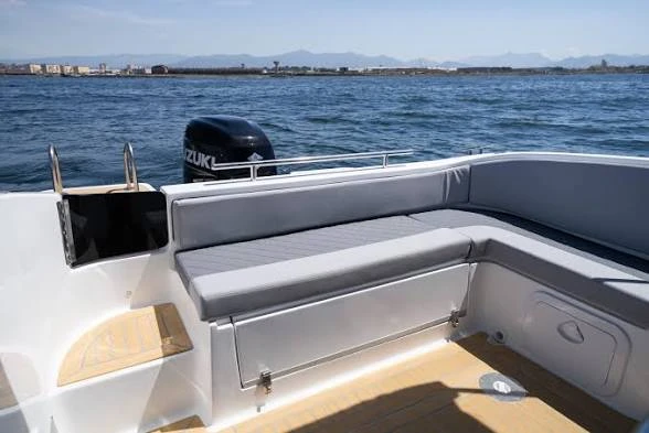 Bootverhuur Saver Saver 750 Cabin  in Porto Rotondo via SamBoat