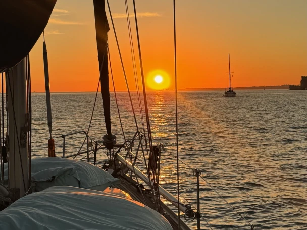 Verhuur Zeilboot in Lissabon - Jeanneau Sun Odyssey 40.3