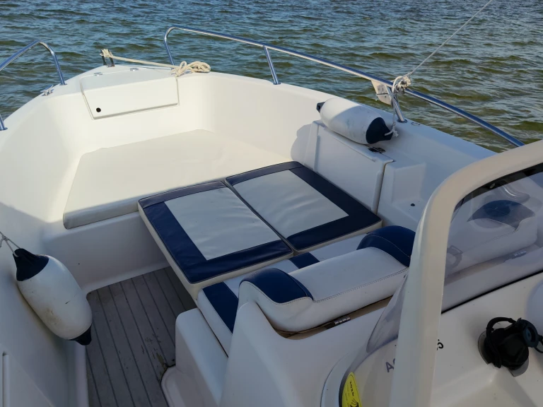 Verhuur Motorboot Quicksilver met vaarbewijs