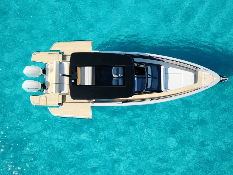 Huur Motorboot met of zonder schipper Virtue in Port of Cannigione