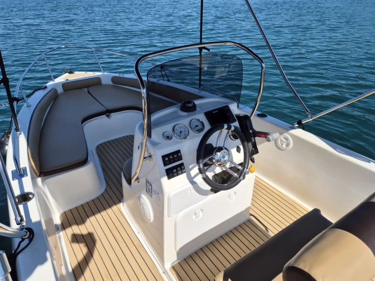 Bootverhuur Poreč goedkoop 19 Open