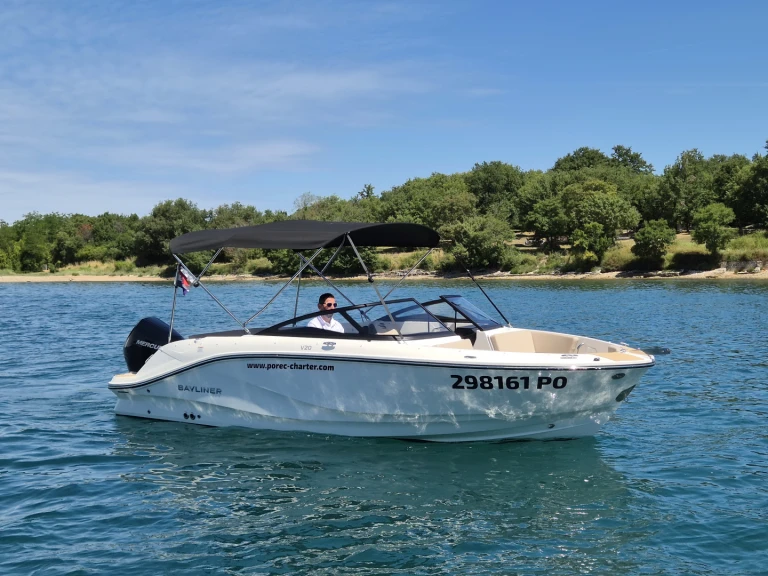 Motorboot te huur in Poreč voor de beste prijs