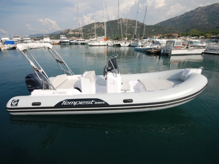 Bootverhuur Le Lavandou goedkoop Tempest 630