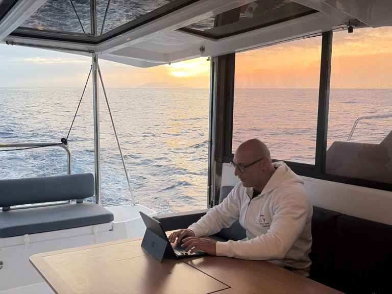 Bootverhuur Rimini goedkoop Bali Catspace MY