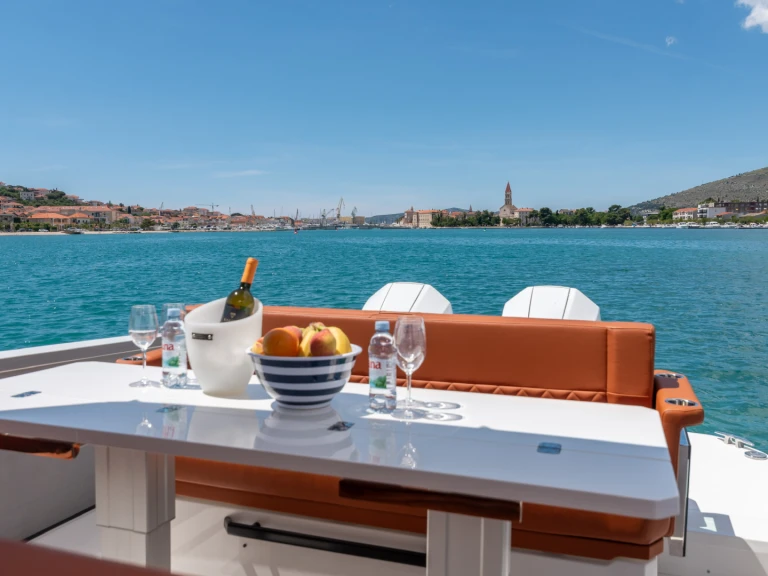 Bootverhuur Saxdor Saxdor 320 GTO in Split via SamBoat