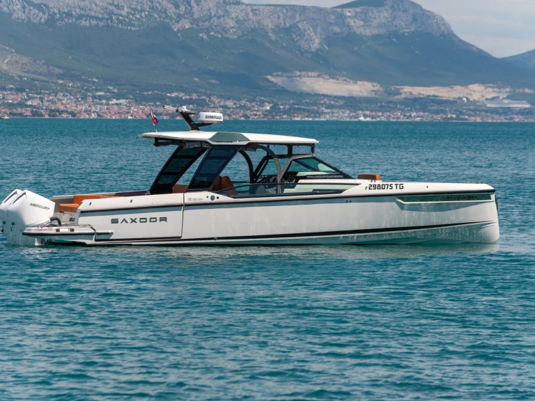 Huur Motorboot met of zonder schipper Saxdor in Split