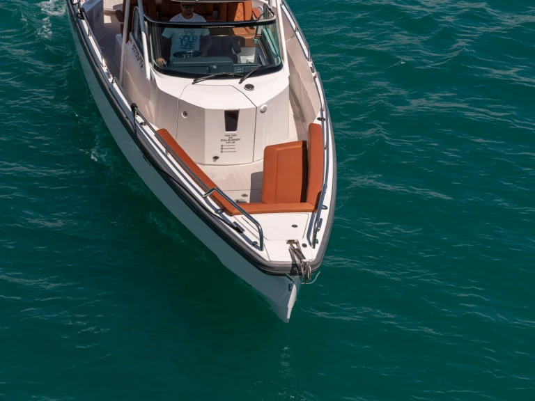Jachthuur in Split - Axopar Axopar 28 T-Top via SamBoat