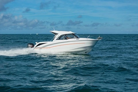 Verhuur Motorboot Bénéteau met vaarbewijs
