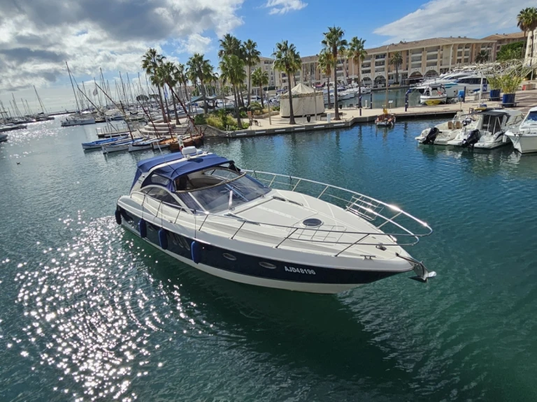 Verhuur Motorboot in Saint-Raphaël - Absolute Yachts absolut 45