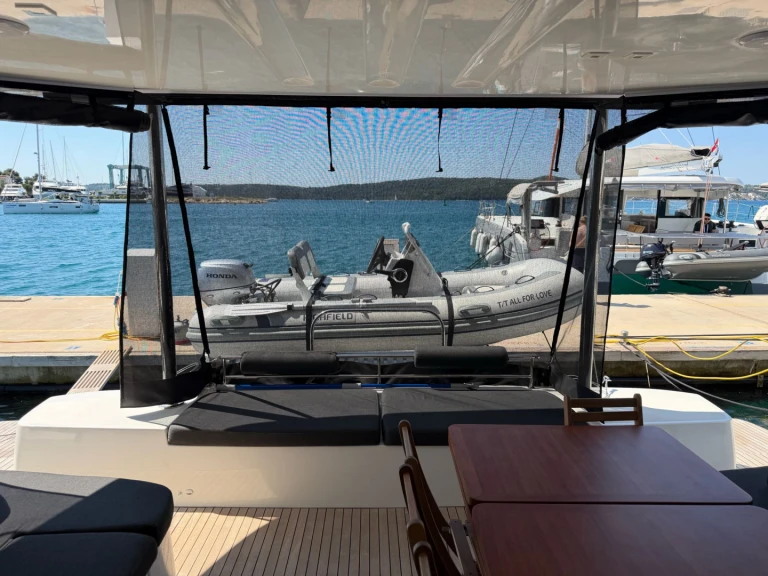 Huur Catamaran met of zonder schipper Lagoon in Seget Donji