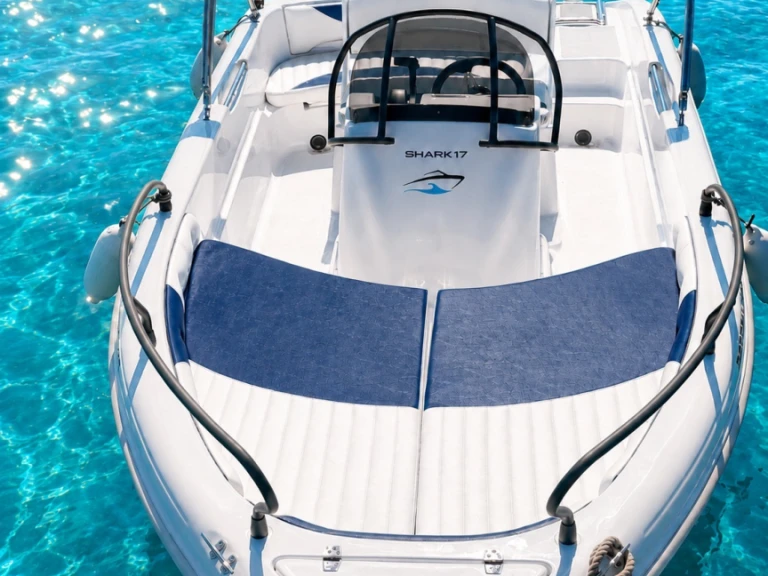 Motorboot te huur in Saint-Laurent-du-Var voor de beste prijs